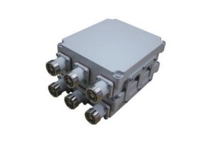 3 Cara Cavity Combiner Konektor DIN-F 885-2690MHz Low Insertion Loss Volume Cilik JX-CC3-885M2690M-80DG2