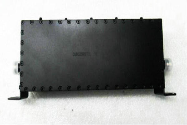 380 ～ 420MHz で動作する UHF バンドパス キャビティ フィルター JX-CF1-380420-5RN