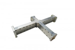 WR51 (EIA) Bandpass Waveguide Multiplexer with 17.2-18.2GHz(Tx1) 19.7-20.7GHz(Tx2) 27.2-28.2GHz(Rx) JXWG28200W3A6