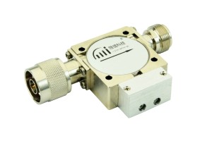 Coaxial Isolator Yana aiki daga 14.3-14.8GHz JX-CI-14.3G14.8G-23S